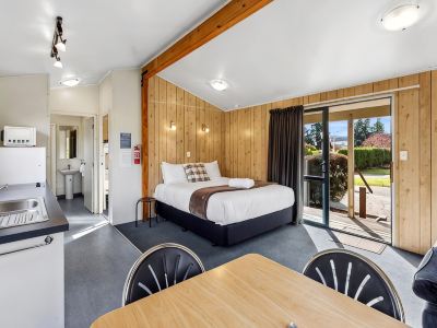 Hampshire Holiday Parks – Wanaka
