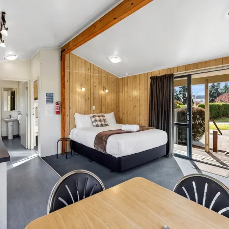 Hampshire Holiday Parks – Wanaka