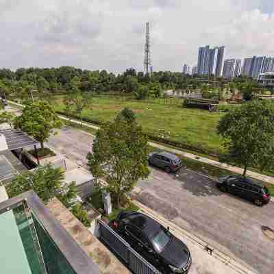 Reflexion Puchong Private Pool Villa Group-Friendly Hotel Exterior