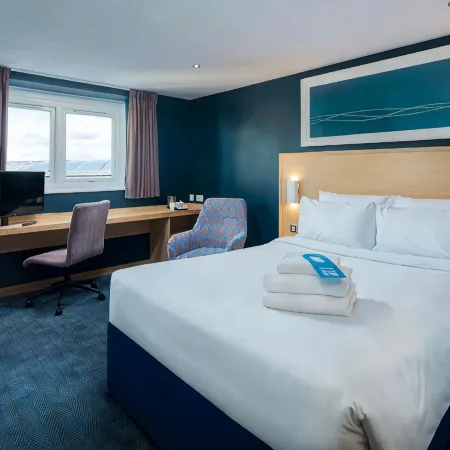 Travelodge Frimley Hotel