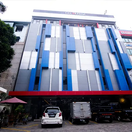 Citi M Hotel Jakarta Отели рядом с достопримечательностью «Дворец Мердека»