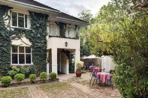 Rozenburg Guest House