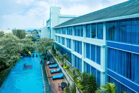 Emersia Hotel and Resort