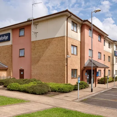 Travelodge Caerphilly Hotel Отели рядом с достопримечательностью «Замок Кардифф»