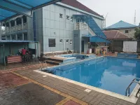 Ozom Hotel - Kitchens