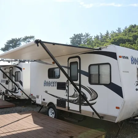 Taean Mom Village Caravan Camping