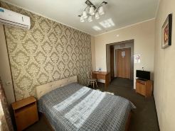 Aeropolis Hotel
