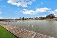 Lake Conroe Waterfront Updated 3Br Condo with Pools, Paddle Boards & Views