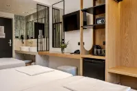Canadian Hotel - Bares