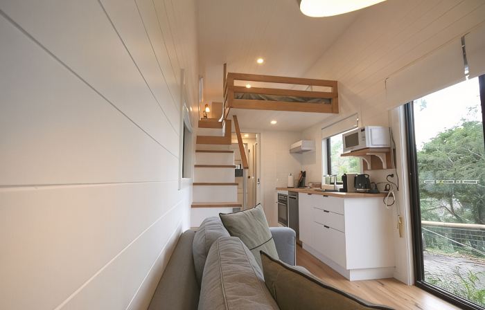 Kookaburra's Perch Tiny House. Secluded, Peaceful and Dog Friendly.