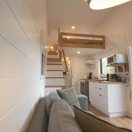 Kookaburra's Perch Tiny House. Secluded, Peaceful and Dog Friendly.