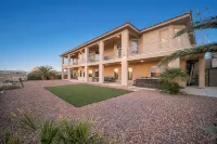 6000 Sq Ft Golf Estate • 8BR • 12 Beds • Near 7 Courses • Hot Tub - واي فاي