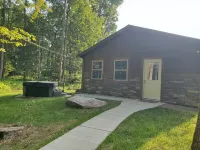 Hideaway Haven Farm Cottage Experience - Homestays