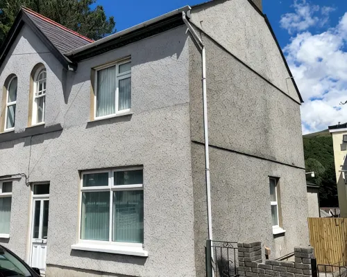 4-6 Guests in centre location with stunning views Hotels in Llanberis