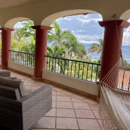 Charming 5-bed house with sweeping ocean views in delightful San Jose Del Cabo.