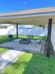 Tropical Vacation Home! 3 Rooms, 2 Bedrooms, sleeps 6 ppl.