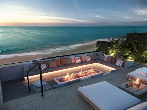 Luxurious Oceanfront Condo with Rooftop Pool on Brighton Beach– Sleeps 4 - 4-Star