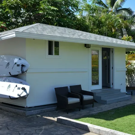 Bright, upgraded house, A/C, near the ocean! CONTACT FOR RATES & AVAILABILITY!