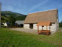 CAMPAN Authentic thatched barn, completely renovated, very comfortable