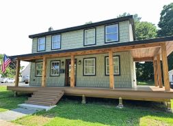 ADK Retreat - Northern Lake George - Sleeps 8 - Boating, Hiking, & History