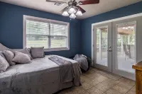 Lakeview Home in serene setting, 3 mi to Grove! Perfect for families & fishermen