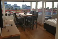 Little Skysuite W 94