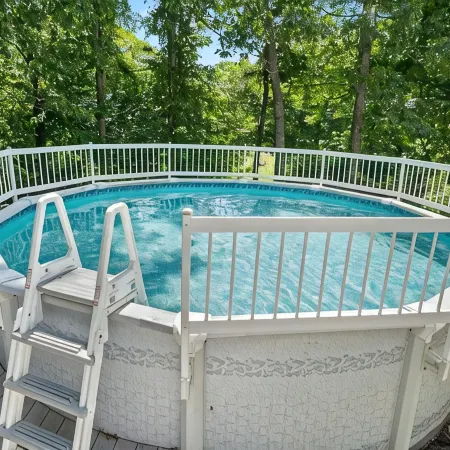 Misquamicut Beach House, Just 1 Mile From the Ocean!