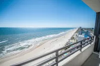 Fabulous Oceanfront 2/2 at Horizons - สระว่ายน้ำส่วนตัว