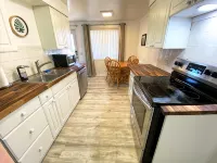 Updated Gonzaga duplex near downtown Spokane