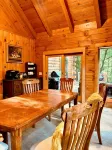 4-bedroom cabin in peaceful Apple Valley with AC, WiFi. Enjoy nature retreat. - WiFi