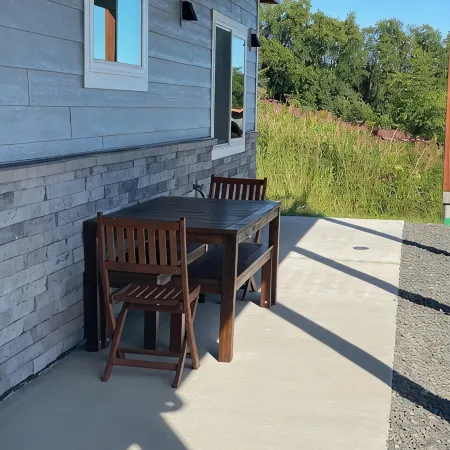 Incredible views in Homer, AK, first floor 2BR/1BA, kitchen, pet friendly