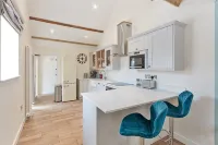 Cotswolds Piggery – Romantic Hideaway for Two - บังกะโล