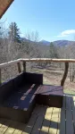 Cozy warm treehouse with Amazing views!  Winter Paradise! Hike from cabin - Alphydda