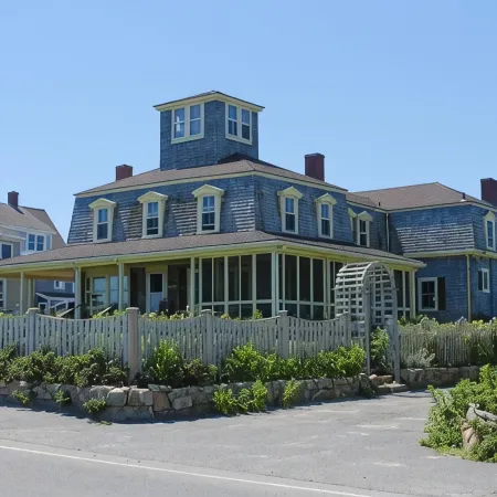 Large Oceanfront Home in Exclusive Brant Rock Section of Marshfield - Sleeps 10