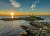 NUBBLE LIGHT VIEWS