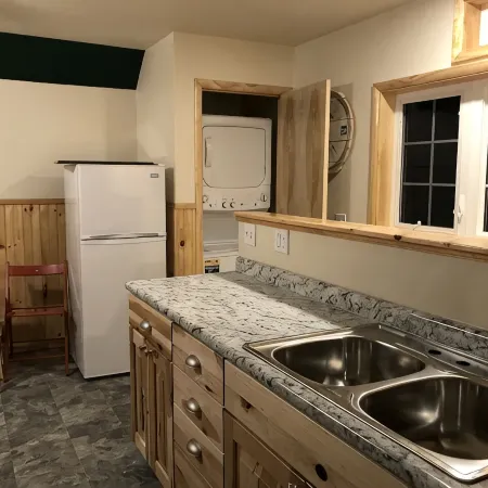 Alpaca Farmstay & Dark Skies, PA Wilds -Lumber Heritage  Region. Pet-Friendly!