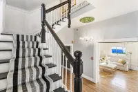 SJ Downtown Victorian Master King Bedroom 2 - Homestays