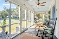 Beautifully restored cottage downtown Historic Brunswick close to golf + beaches - Homestays