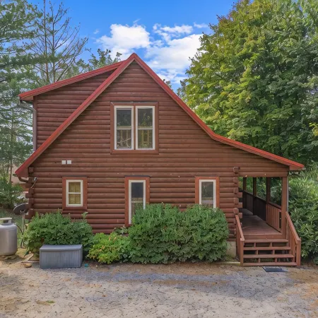 Luxury Cabin 45 Min to Asheville |Hot Tub|Fire pit