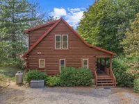 Luxury Cabin 45 Min to Asheville |Hot Tub|Fire pit
