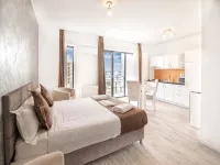 Miramare Residence - С бассейном