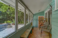 Cozy Mount Dora Cottage /Walk Downtown/ Pet Friendly / Fenced Yard - キッチン
