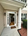 Sleeps 8: King sized bed - Home away from home, yet close to everything! - 3-Sterne