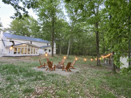 Peaceful mountain getaway