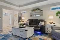 Stunning Cottage home with King bed! Pet-friendly!
