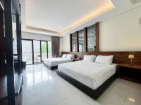 Hotel Tirta Kencana Cipanas Garut - balcony