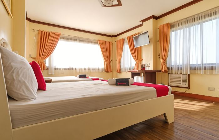 RedDoorz Plus @ Seaborne Hotel Subic Zambales