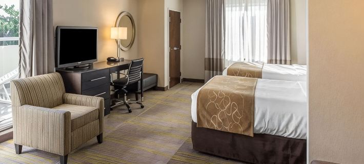 Comfort Suites Miami Airport North Hotels in Miami Springs