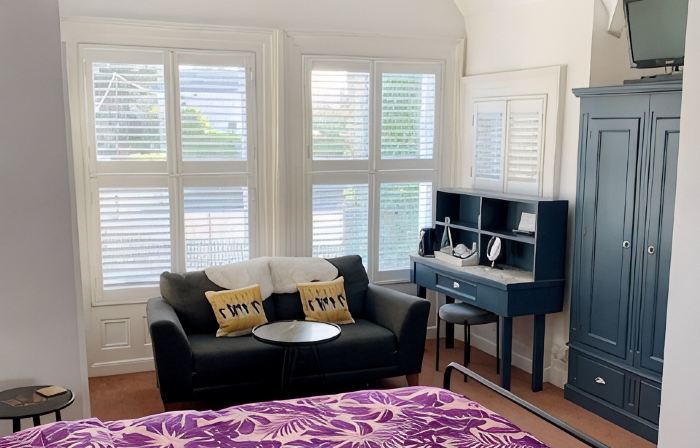 Derrin Guest House