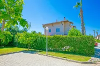 Paradise Town Villa Hazel -  Holiday Villas